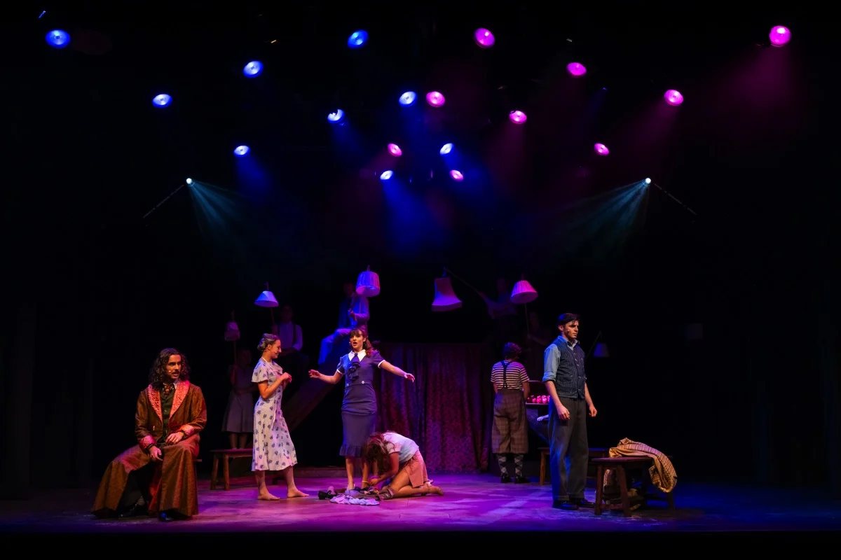 Flora The Red Menace - Lighting and video design