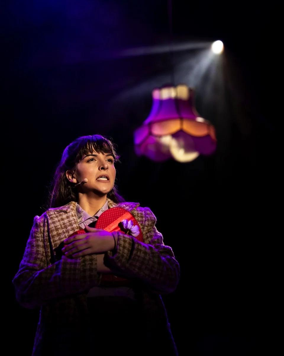 Flora The Red Menace - Lighting and video design