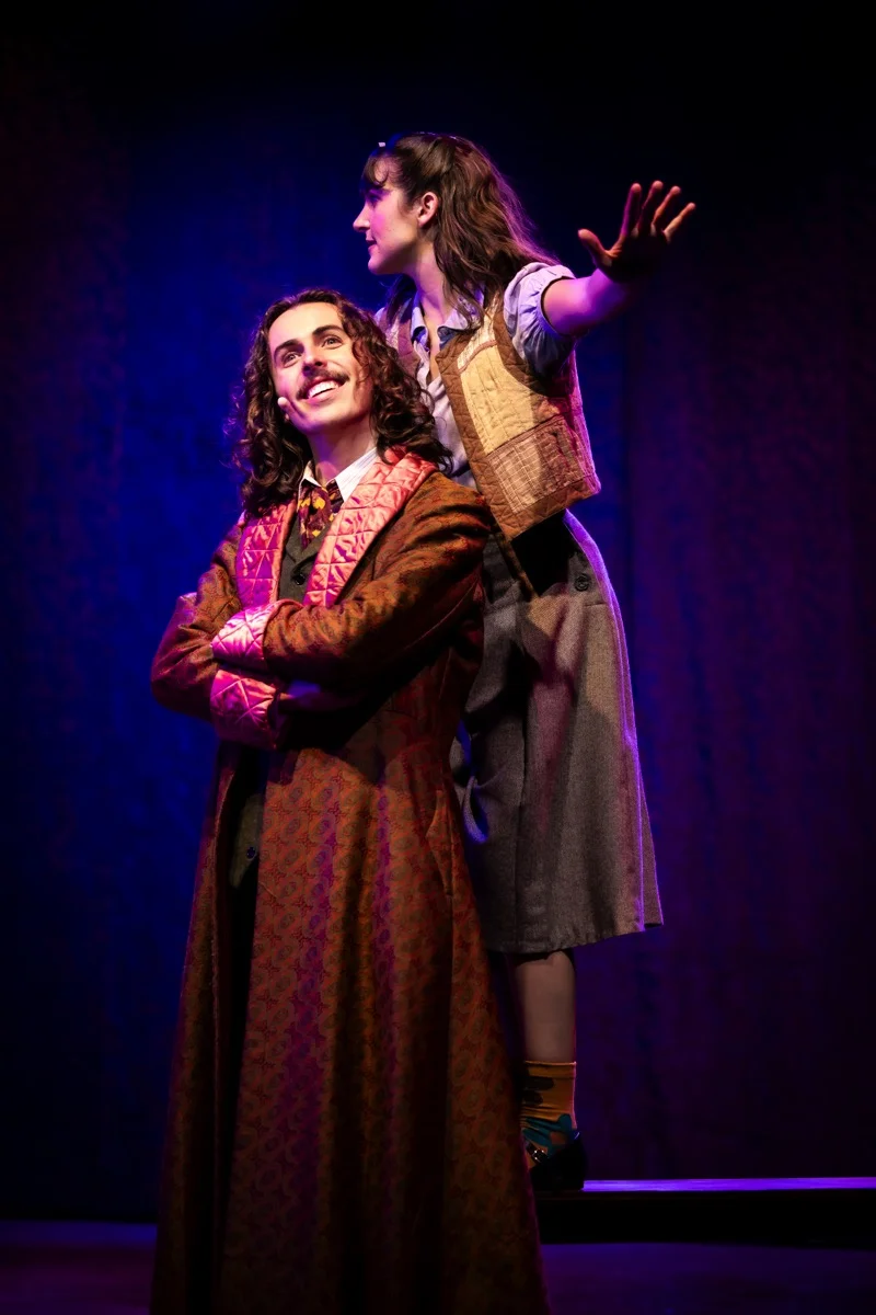 Flora The Red Menace - Lighting and video design