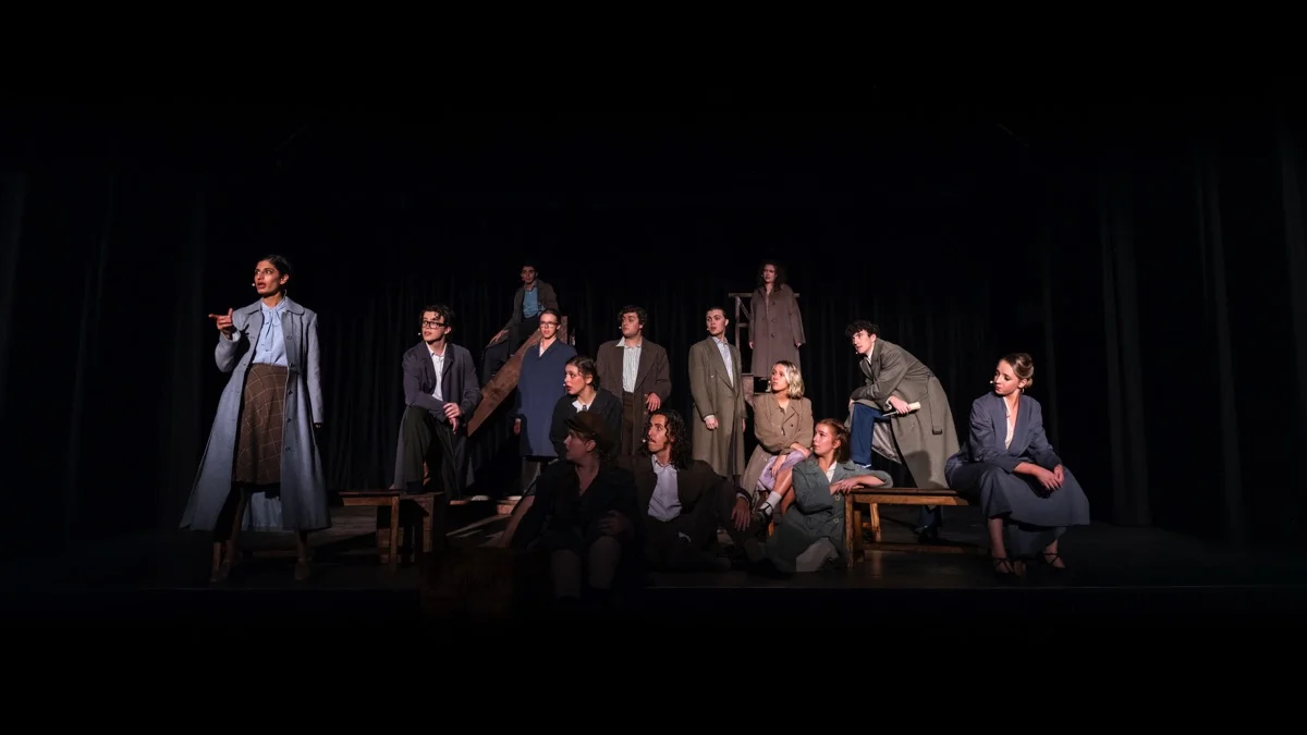 Flora The Red Menace - Lighting and video design