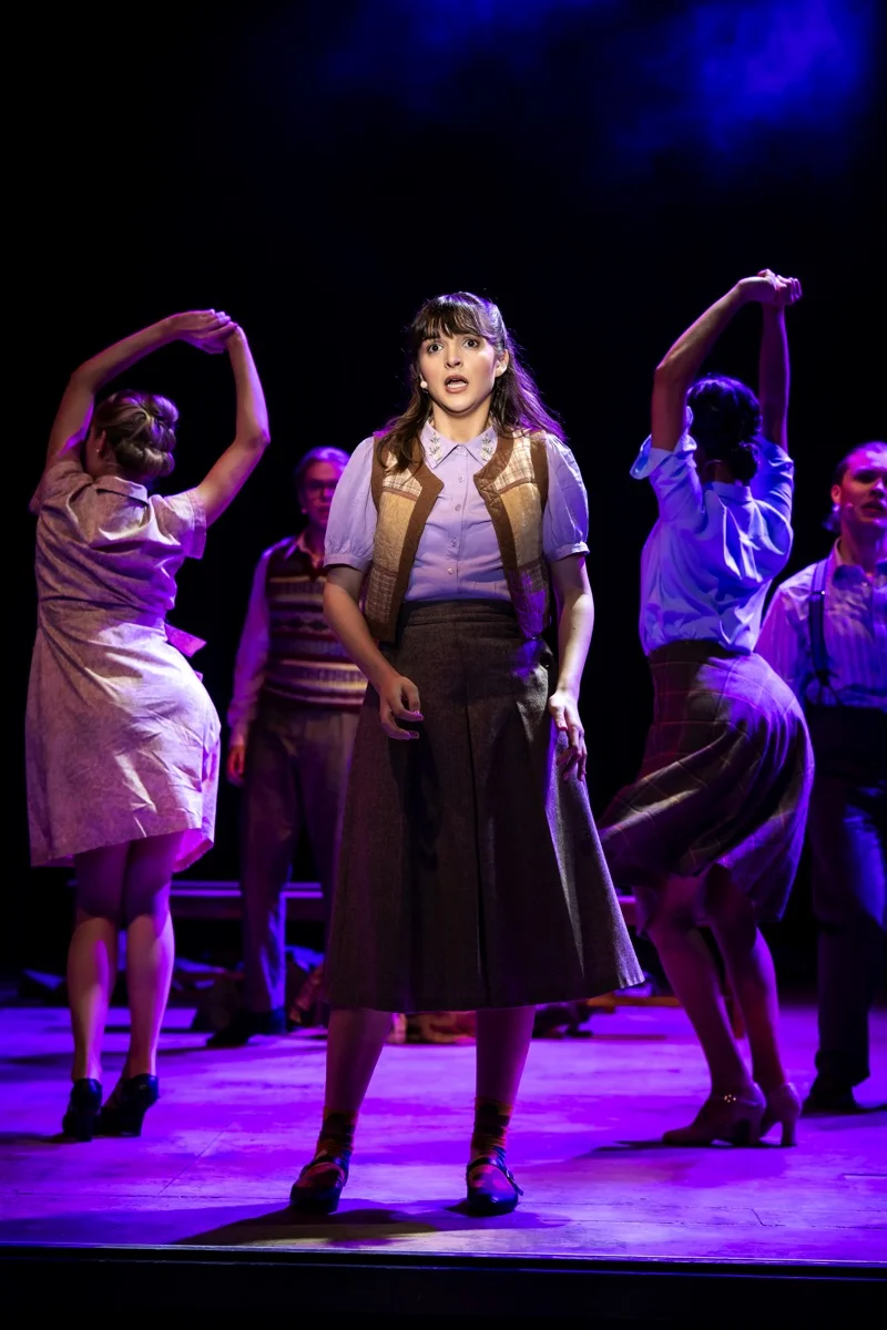 Flora The Red Menace - Lighting and video design